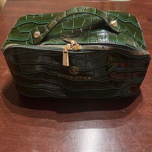 Green Crocodile-Embossed Women's Bag
